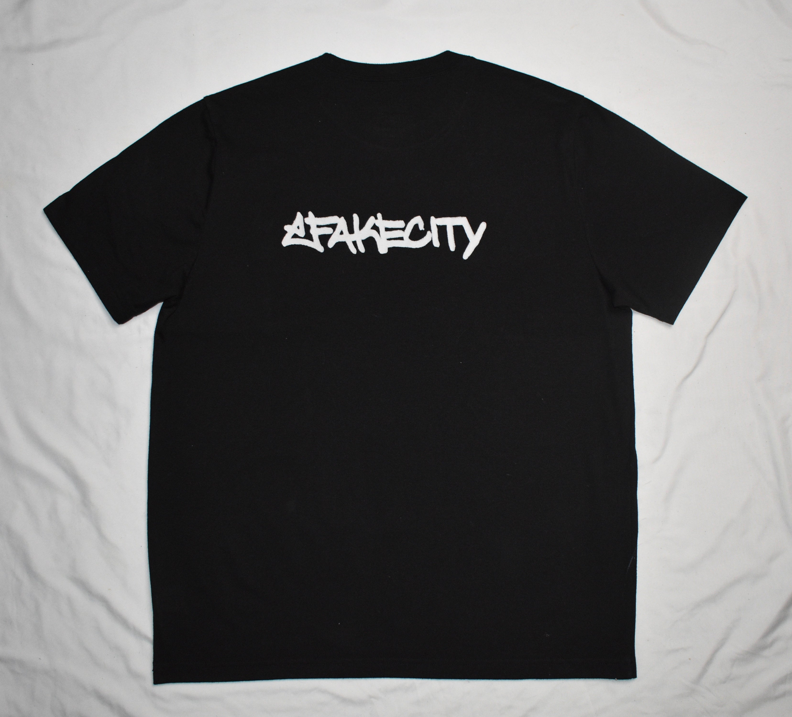 Monochrome Woman Looking Up – Black Tee